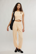 FREE PEOPLE MOVEMENT Hot Shot Crossover Set in Pina Colada