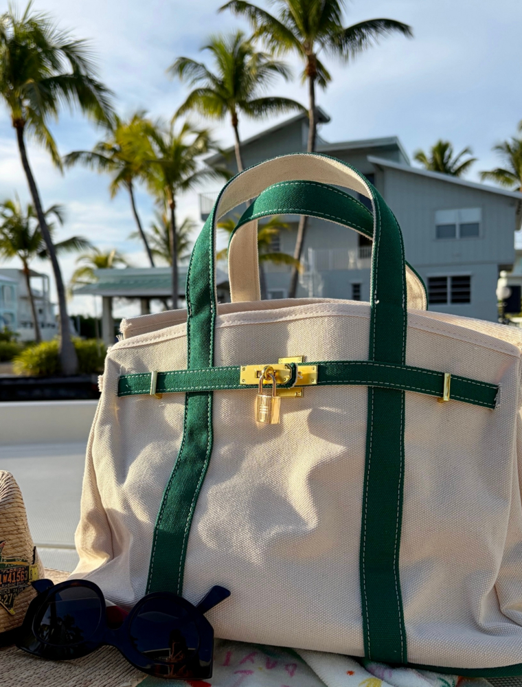 CORAL STRANDS Boatkin Tote Bag in Green