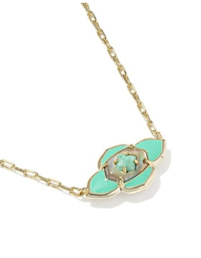 KENDRA SCOTT DESIGN Abbie Medallion Gold Short Pendant Necklace in Abalone Sea Green Mix
