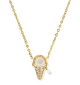 KENDRA SCOTT DESIGN Ice Cream Gold Short Pendant Necklace in Ivory Mother-of-Pearl