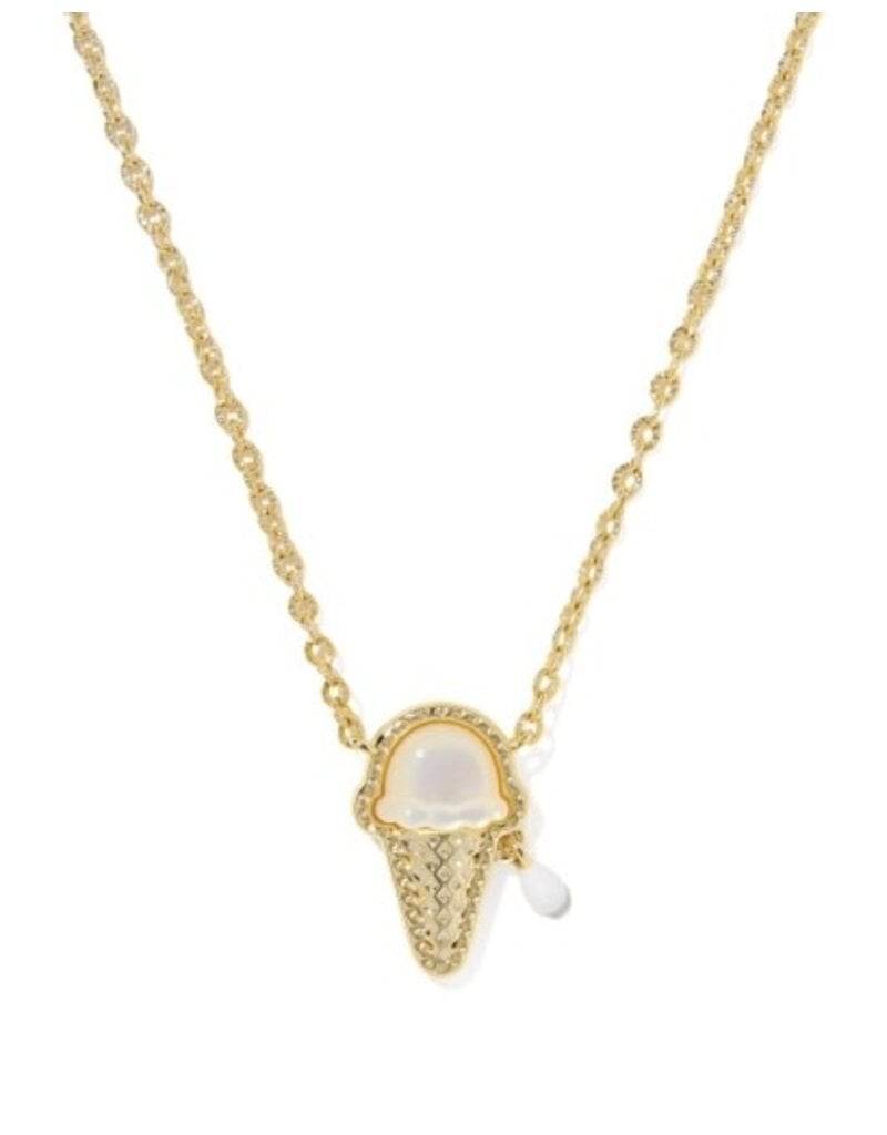 KENDRA SCOTT DESIGN Ice Cream Gold Short Pendant Necklace in Ivory Mother-of-Pearl