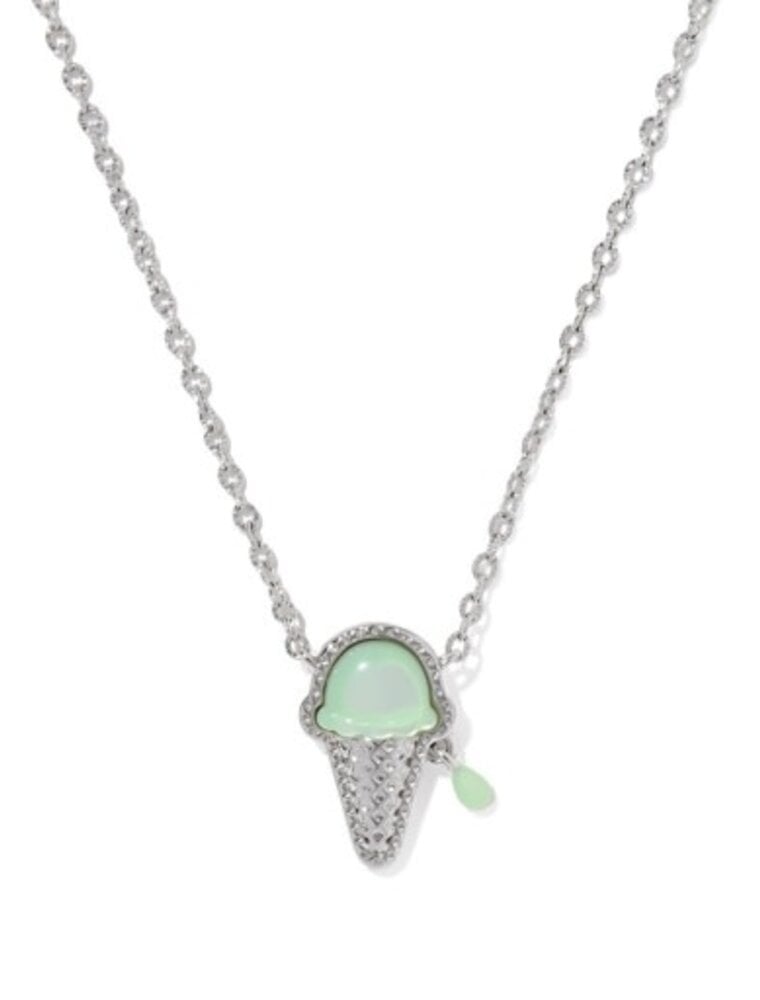 KENDRA SCOTT DESIGN Ice Cream Silver Short Pendant Necklace in Mint Mother-of-Pearl