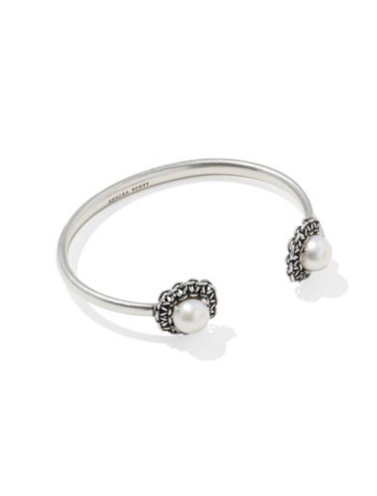 KENDRA SCOTT DESIGN Gabriella Vintage Silver Pearl Cuff Bracelet