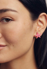 KENDRA SCOTT DESIGN Parker Starfish Gold Stud Earrings in Bright Pink Mother-of-Pearl