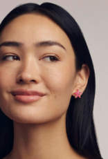 KENDRA SCOTT DESIGN Parker Starfish Gold Stud Earrings in Bright Pink Mother-of-Pearl