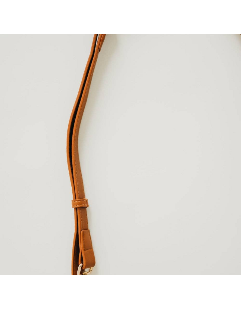 PRETTY SIMPLE Minimalist Vegan Leather Crossbody Strap in Brown