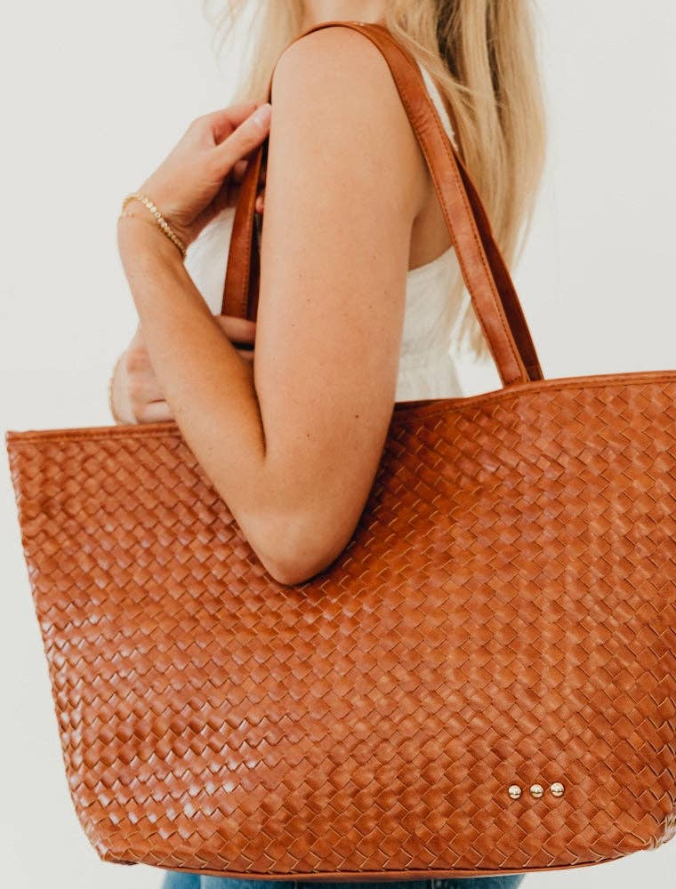 PRETTY SIMPLE Woven Tiffany Organizer Tote Bag in Brown