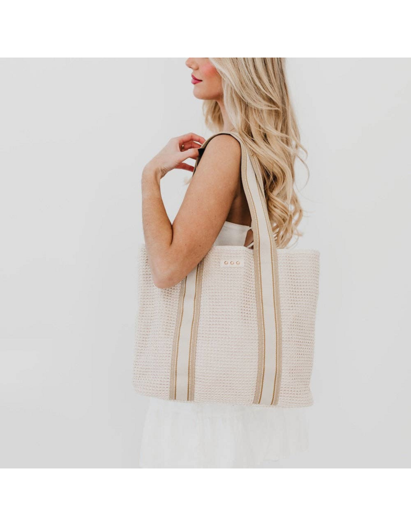PRETTY SIMPLE Ruby Raffia Tote Bag in Cream