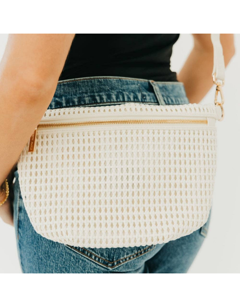 PRETTY SIMPLE Hollow Westlyn Bum Bag in White