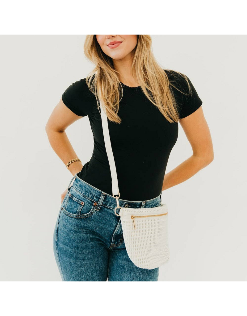 PRETTY SIMPLE Hollow Westlyn Bum Bag in White
