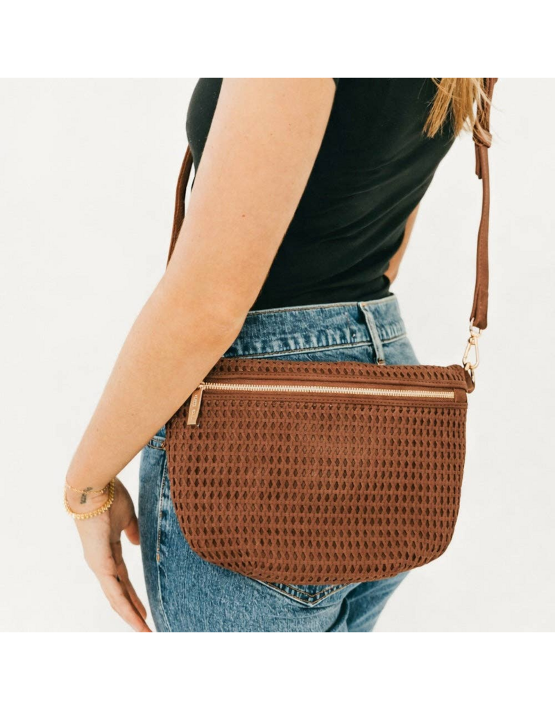 PRETTY SIMPLE Hollow Westlyn Bum Bag in Brown