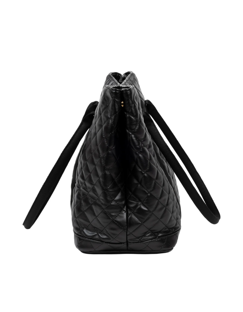 SCOUT Miss Manors Tote Bag in Black Quilted