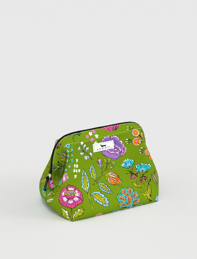 SCOUT Little Mouth Makeup Bag in Lawn and Order