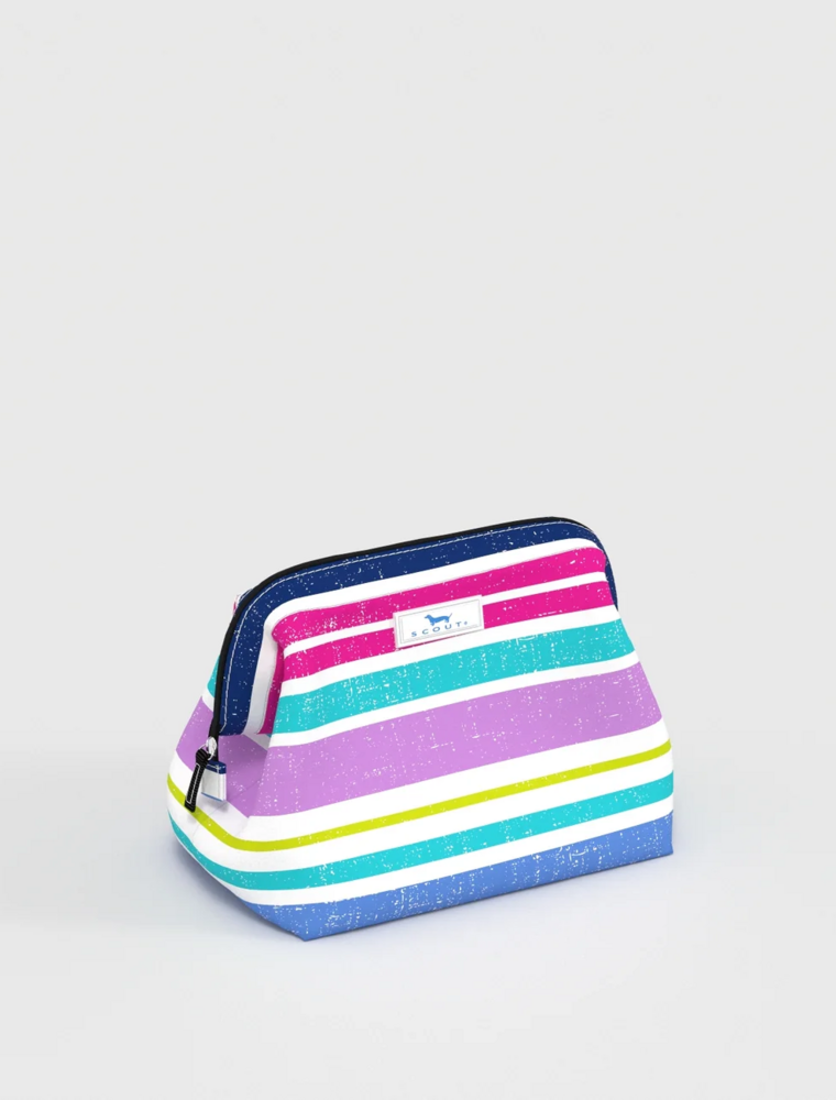 SCOUT Little Mouth Makeup Bag in Rum Runner