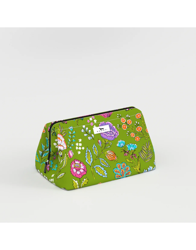 SCOUT Big Mouth Makeup Bag in Lawn and Order