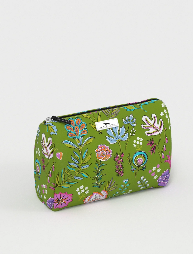 SCOUT Packin' Heat Makeup Bag in Lawn And Order