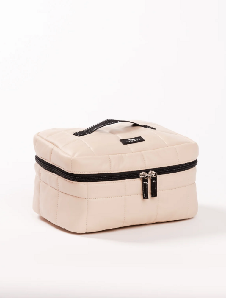 SCOUT All Aboard Box Quilted Train Case in Putty