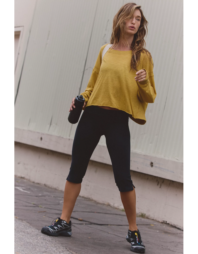 FREE PEOPLE MOVEMENT My Time Layer in Dried Palm