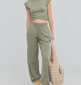 FREE PEOPLE MOVEMENT Hot Shot Crossover Set in Terrain