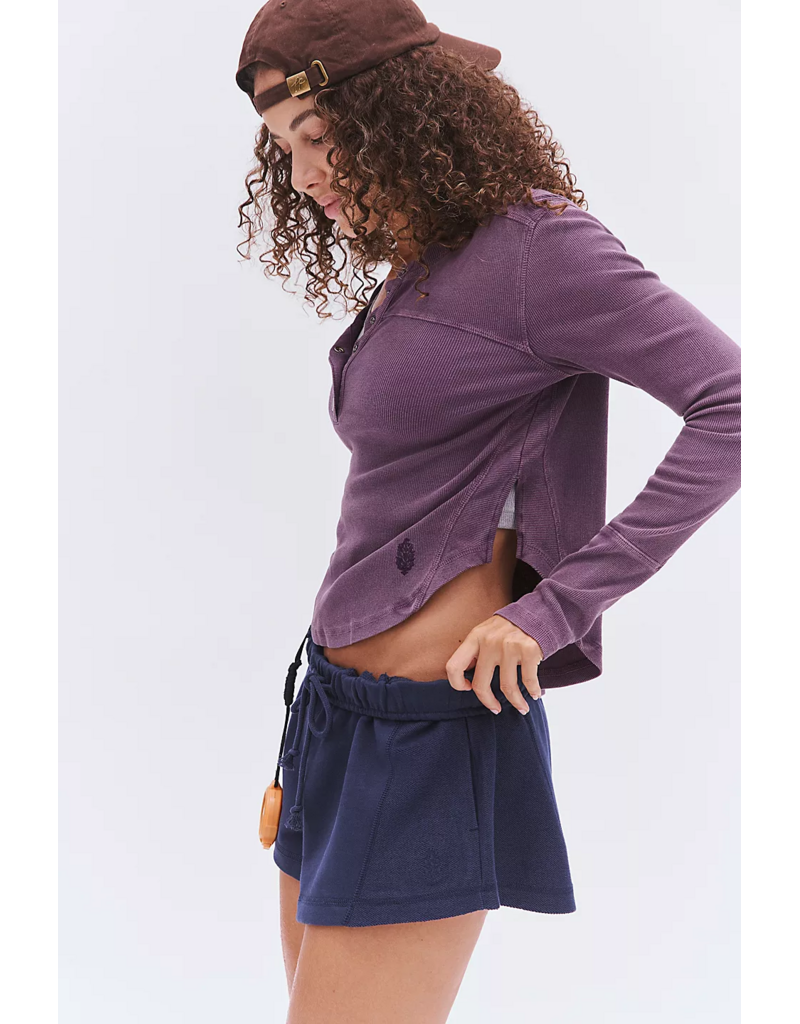 FREE PEOPLE MOVEMENT Cool Down Crew in Blackberry