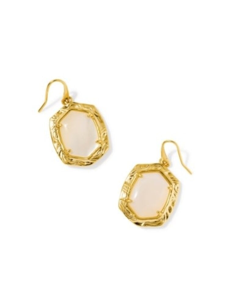 KENDRA SCOTT DESIGN Tiger Striped Daphne Gold Drop Earrings in Natural Mother-of-Pearl