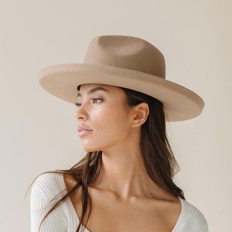 tan brim hat