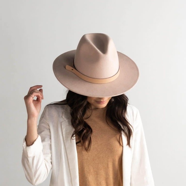 Shiloh Hat in Summer Blush with Leather Band