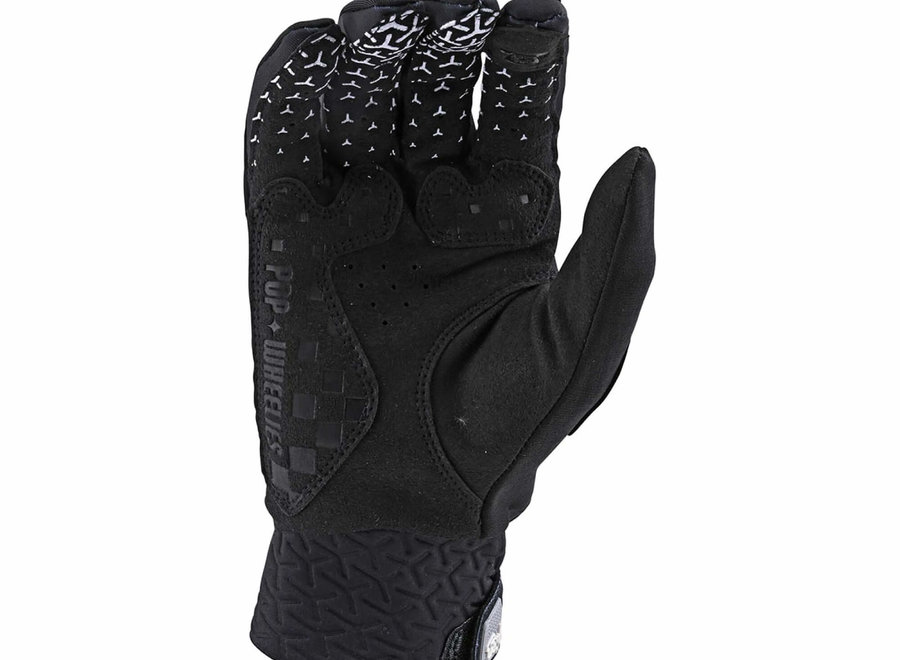Swelter Glove
