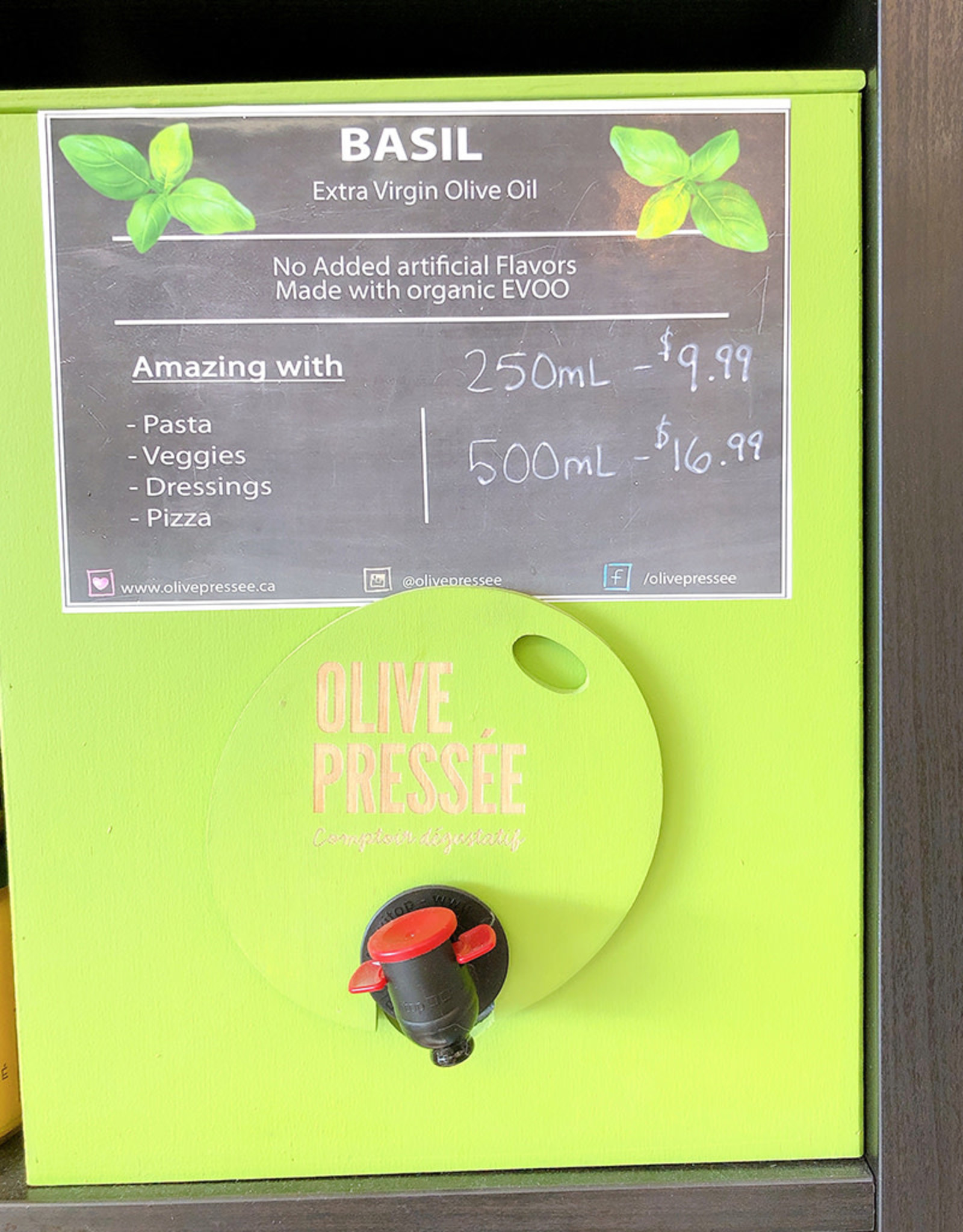 Olive Pressee Olive Pressee - Basil EVOO, 500ml
