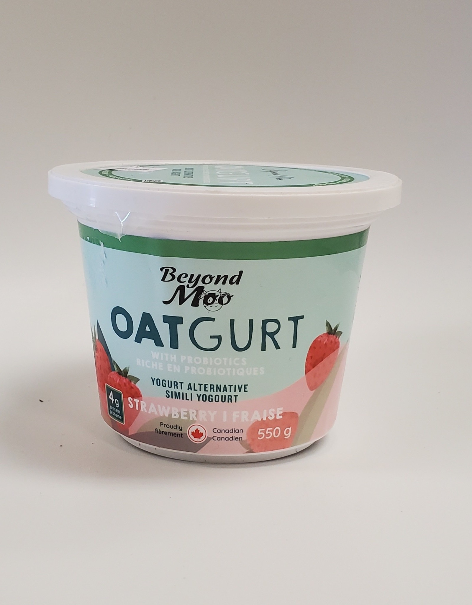 Beyond Moo Beyond Moo- Oat Milk Yogurt, Strawberry (550g)