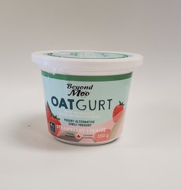Beyond Moo Beyond Moo- Oat Milk Yogurt, Strawberry (550g)