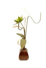 WOOD WILDFLOWERS EXPRESSIONS WOOD FLOWER ARRANGEMENT WITH 1 GREEN LOTUS