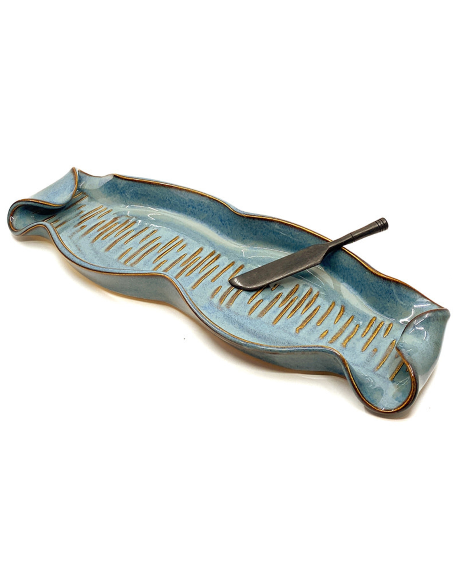 HILBORN POTTERY BLUE MEDLEY BAGUETTE TRAY WITH SPREADER