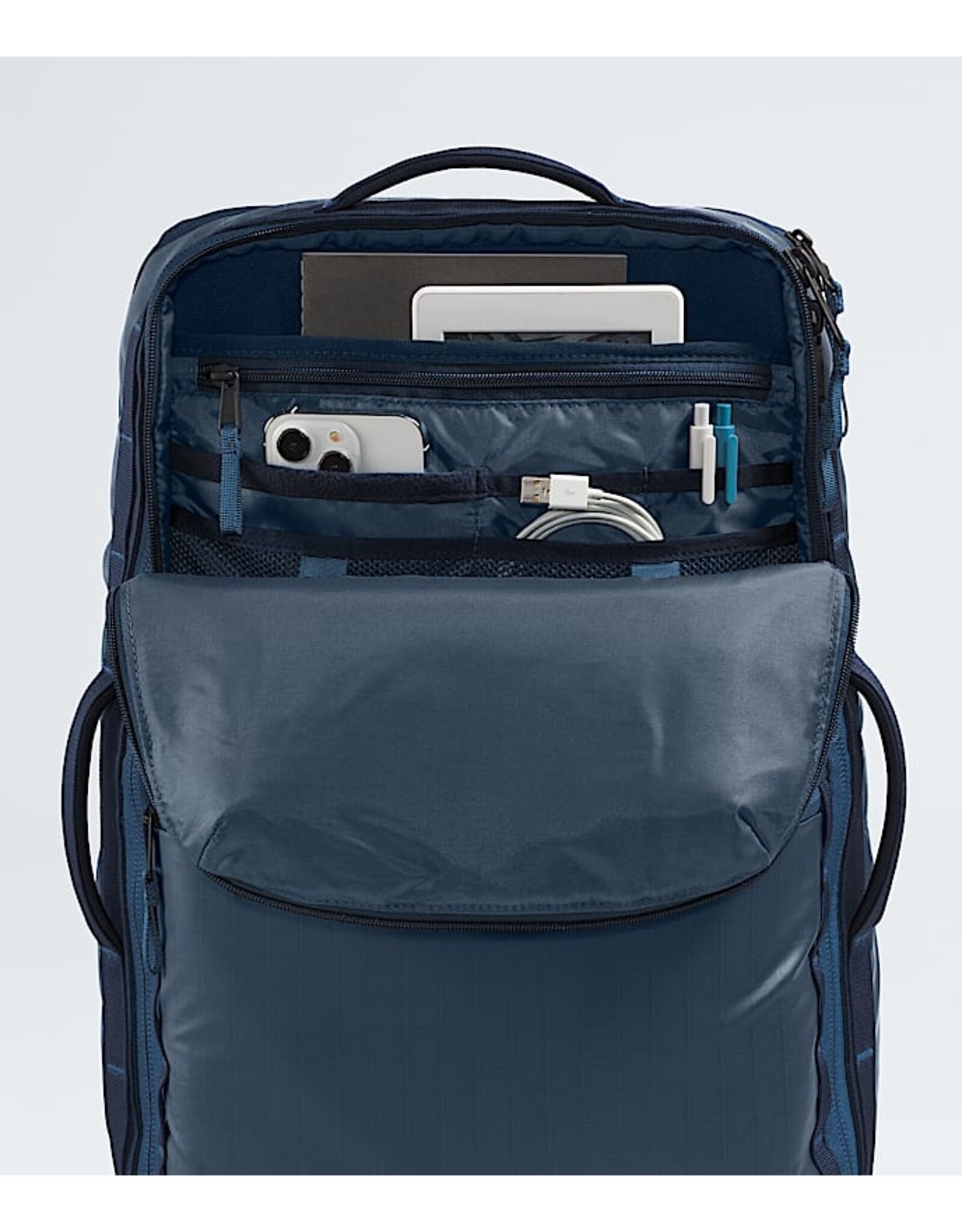 THE NORTH FACE BASE CAMP VOYAGER TRAVEL PACK