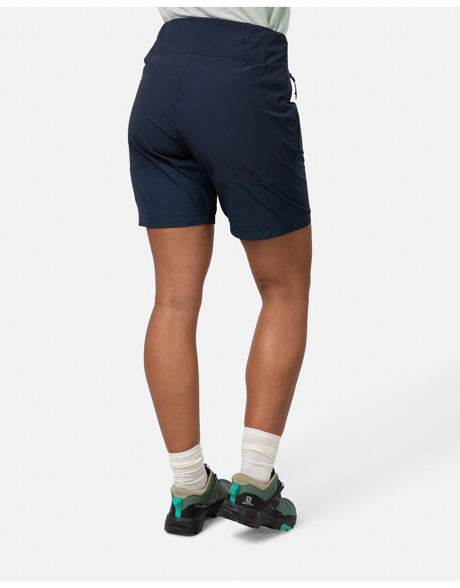 KARI TRAA WOMEN ANE CARGO SHORTS