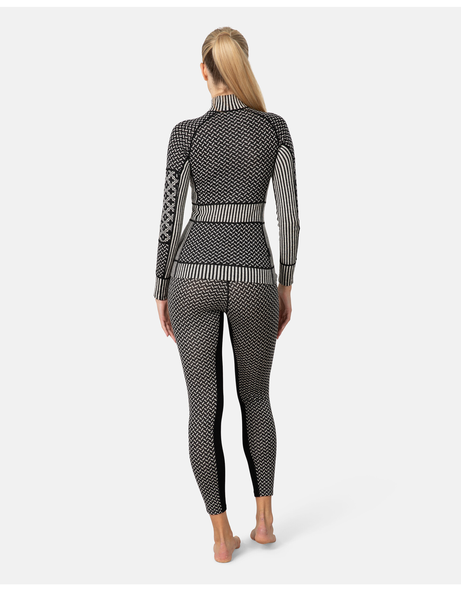 KARI TRAA WOMEN SMEKKER HZ TOP 2025