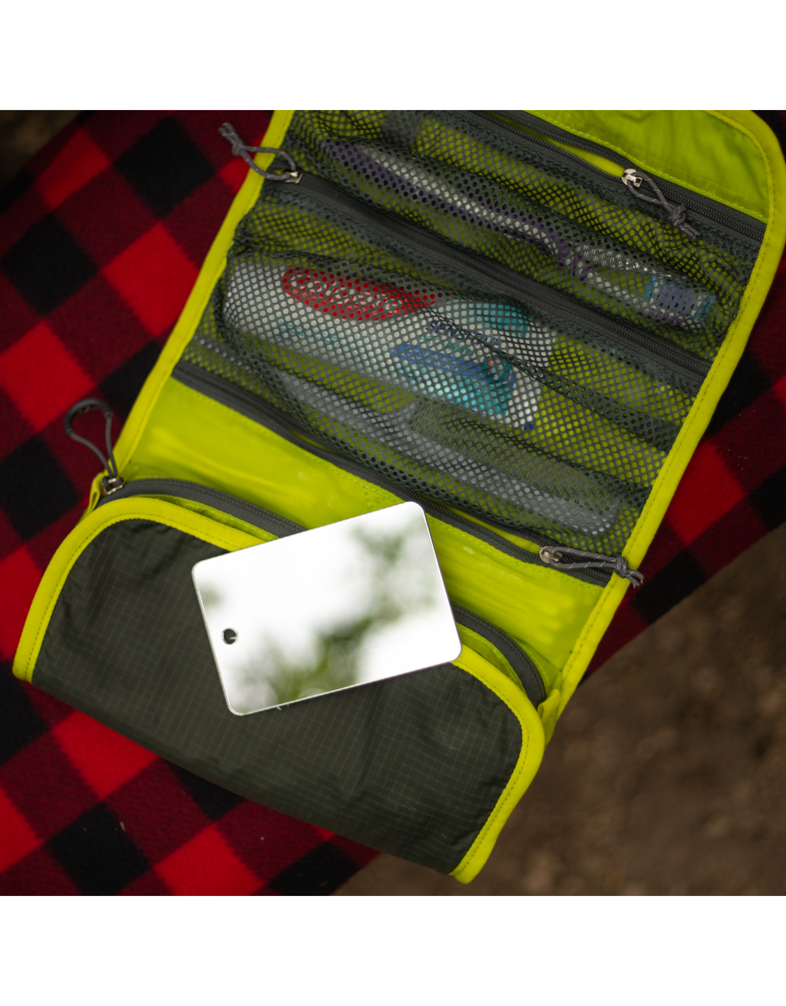 COGHLAN'S FEATHERWEIGHT MIRROR