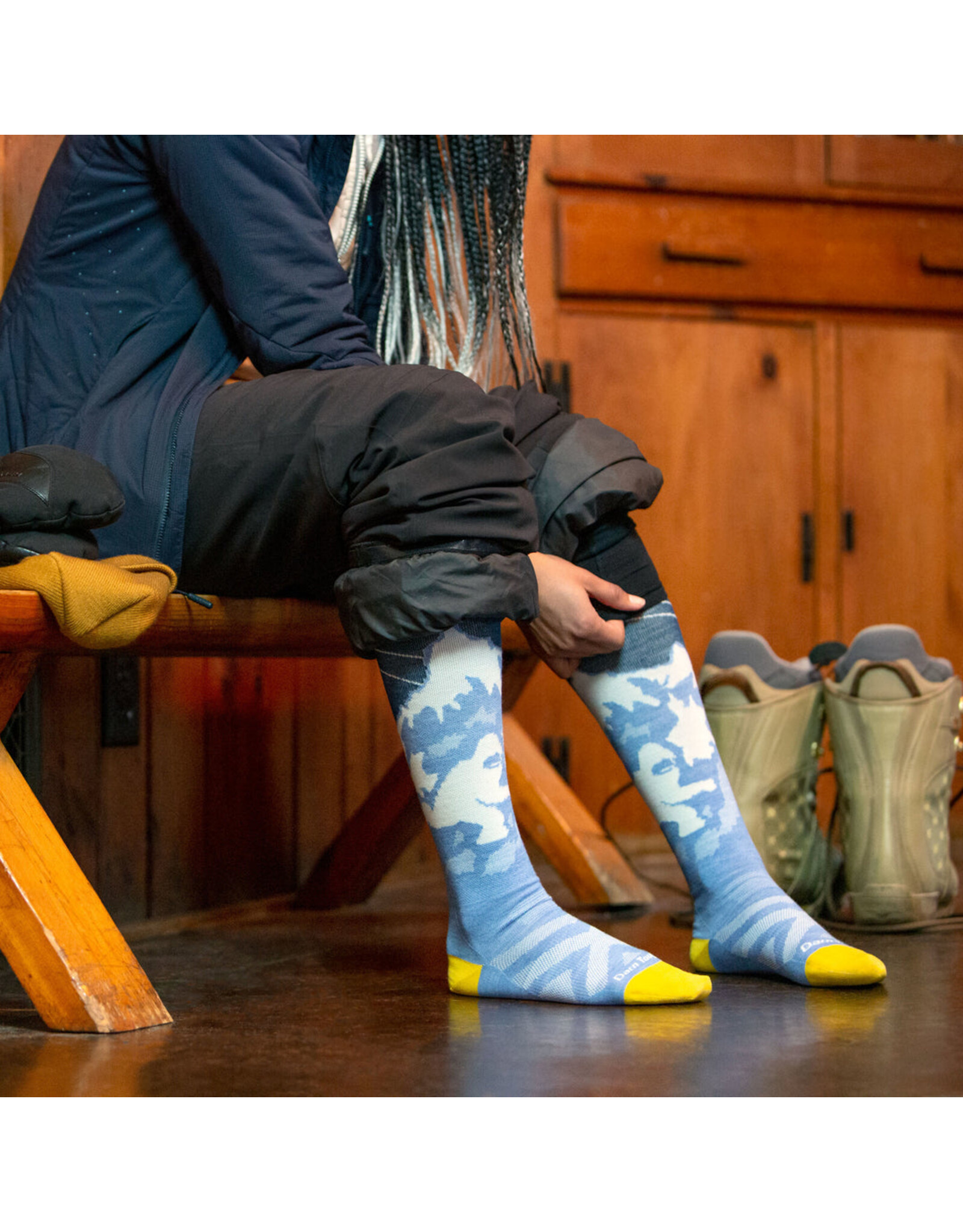 DARN TOUGH WOMENS YETI ULTRA LIGHT SKI SOCK