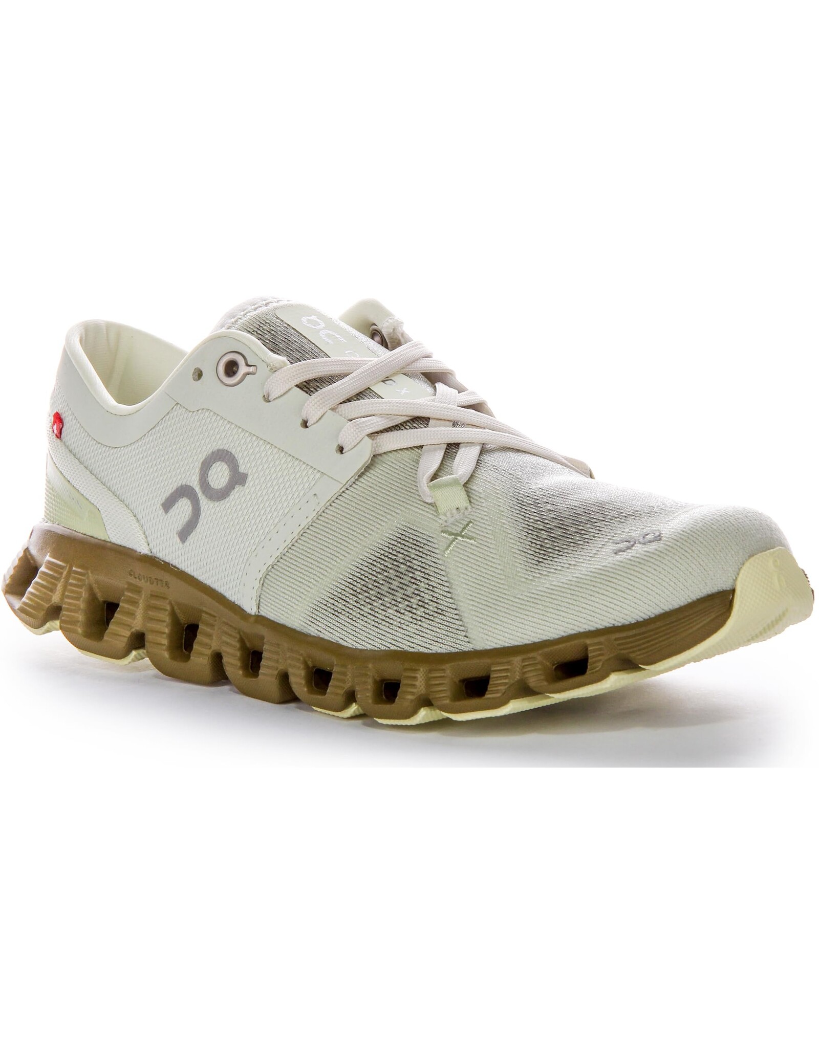 On WOMEN CLOUD X 3 SHOE