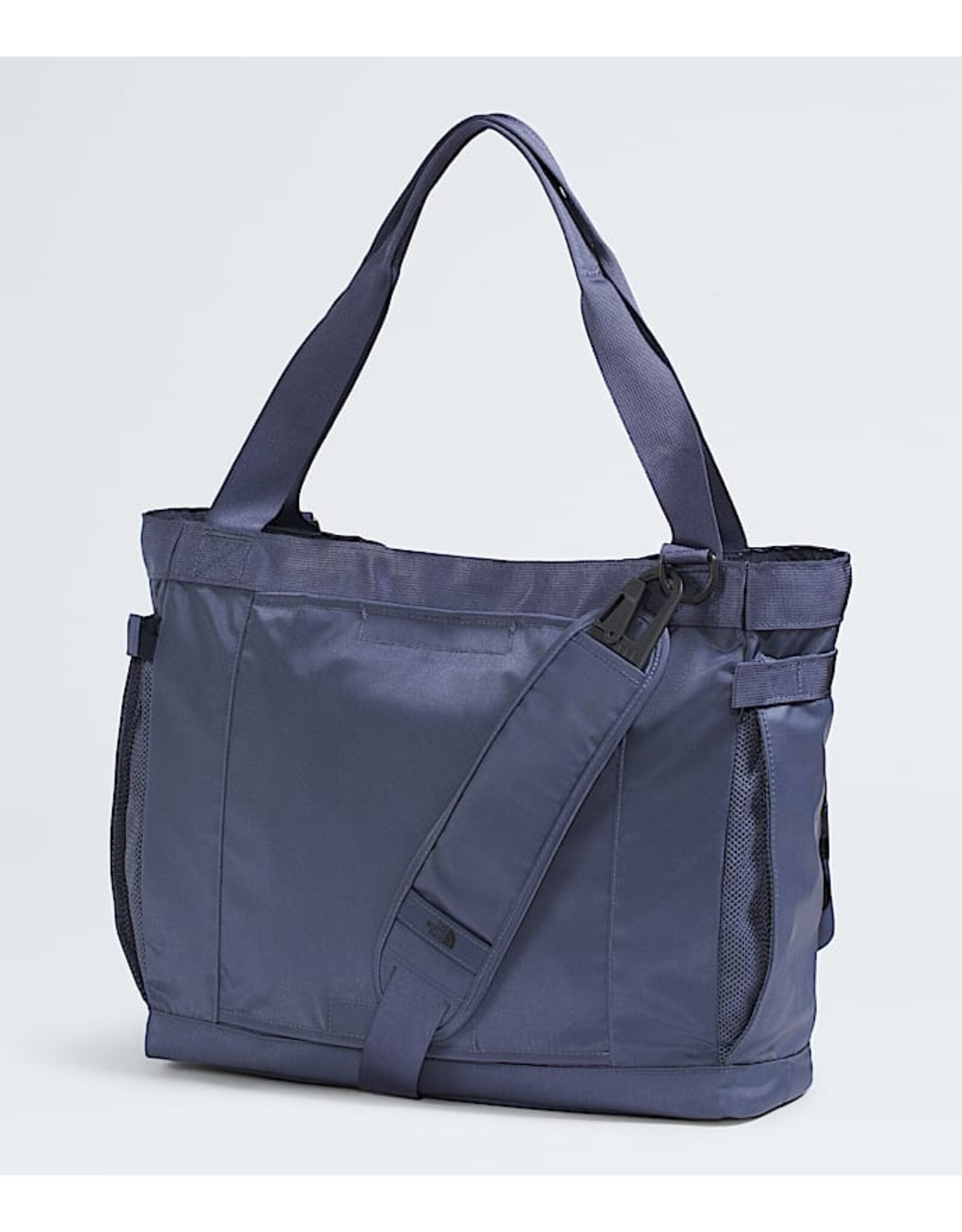 THE NORTH FACE BASE CAMP VOYAGER TOTE