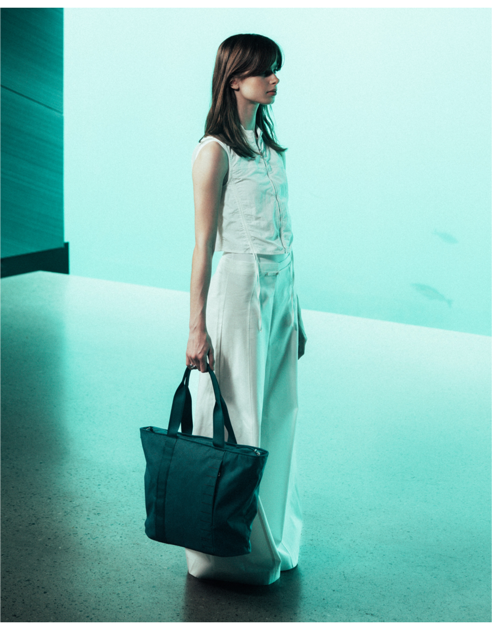 D_b_journey ESSENTIAL TOTE 20L
