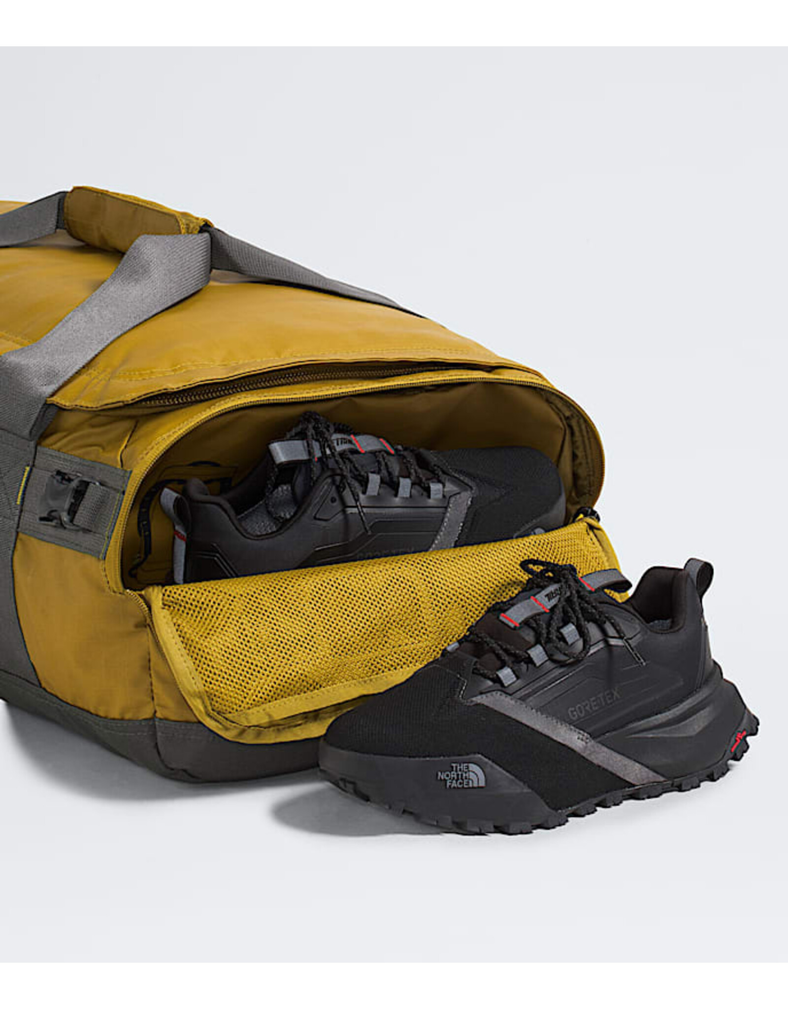 THE NORTH FACE BASE CAMP VOYAGER DUFFEL 42L