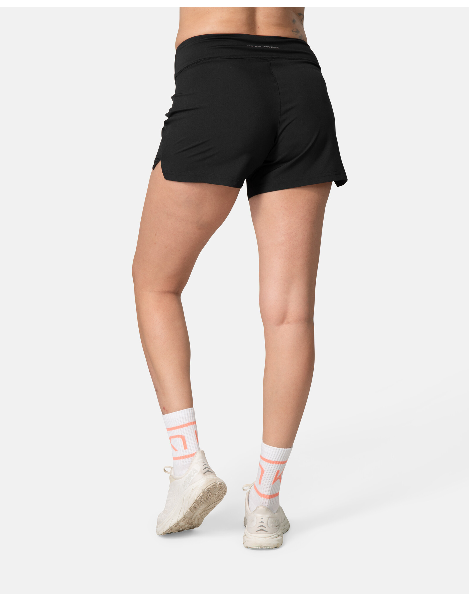 KARI TRAA WOMEN AVA SHORTS