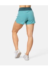 KARI TRAA WOMEN AVA SHORTS