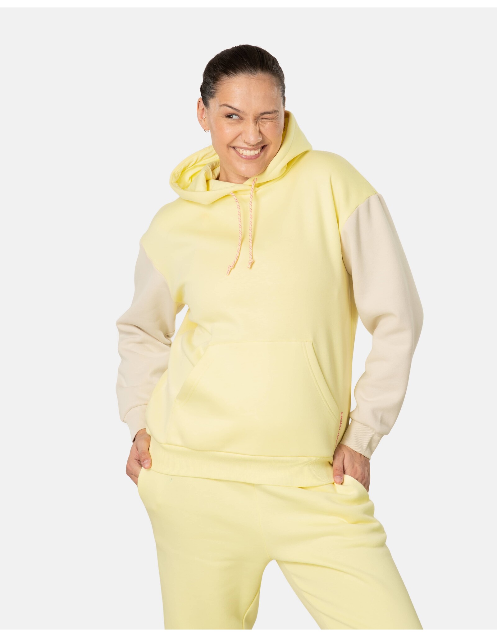 KARI TRAA WOMEN ANELIE HOOD