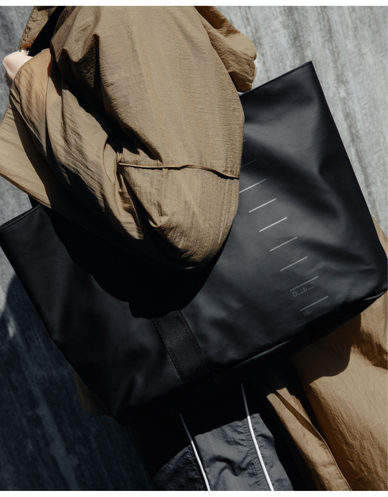 D_b_journey ESSENTIAL TOTE 16L