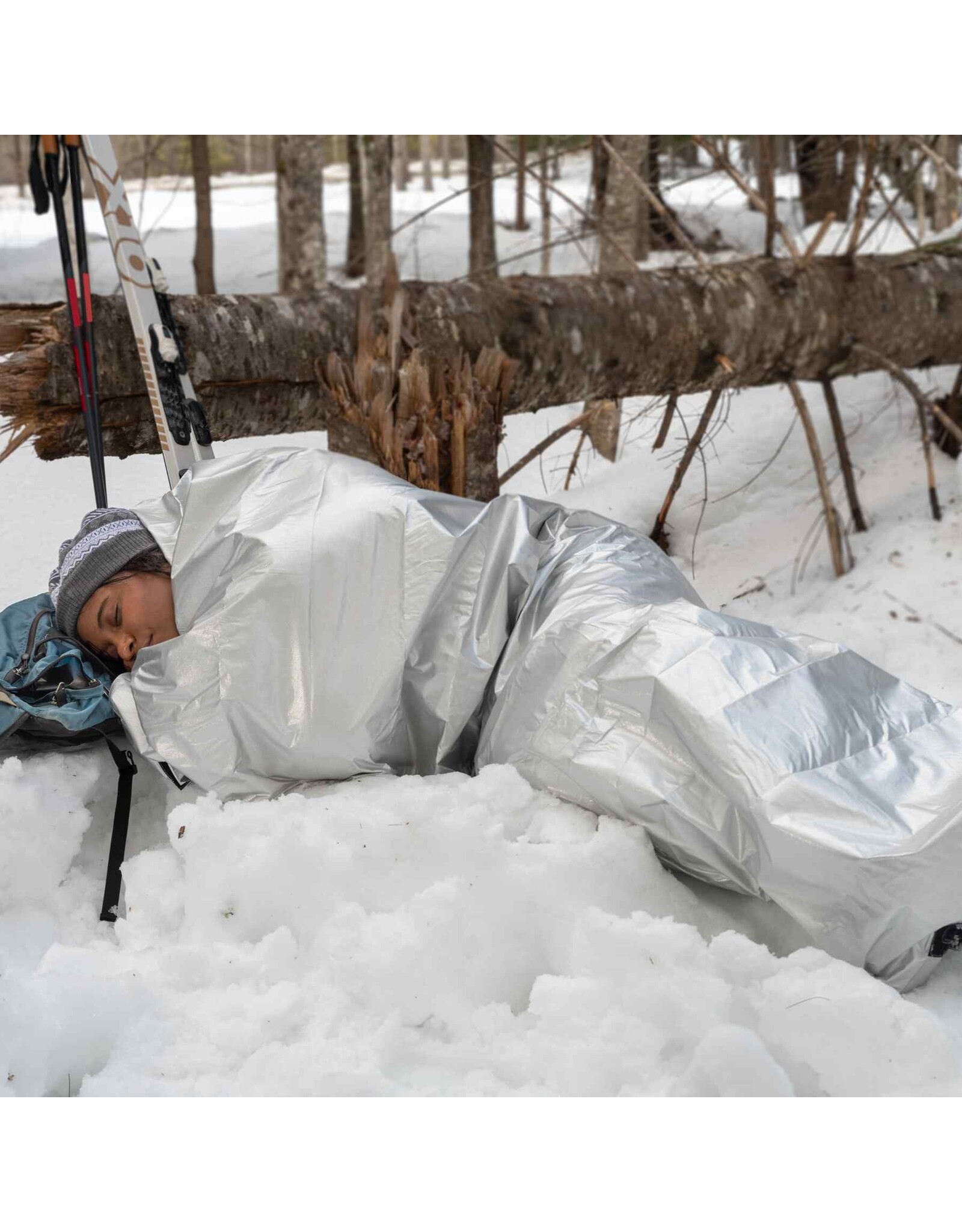 SOL THERMAL BIVY W/RESCUE WHISTLE - ORANGE