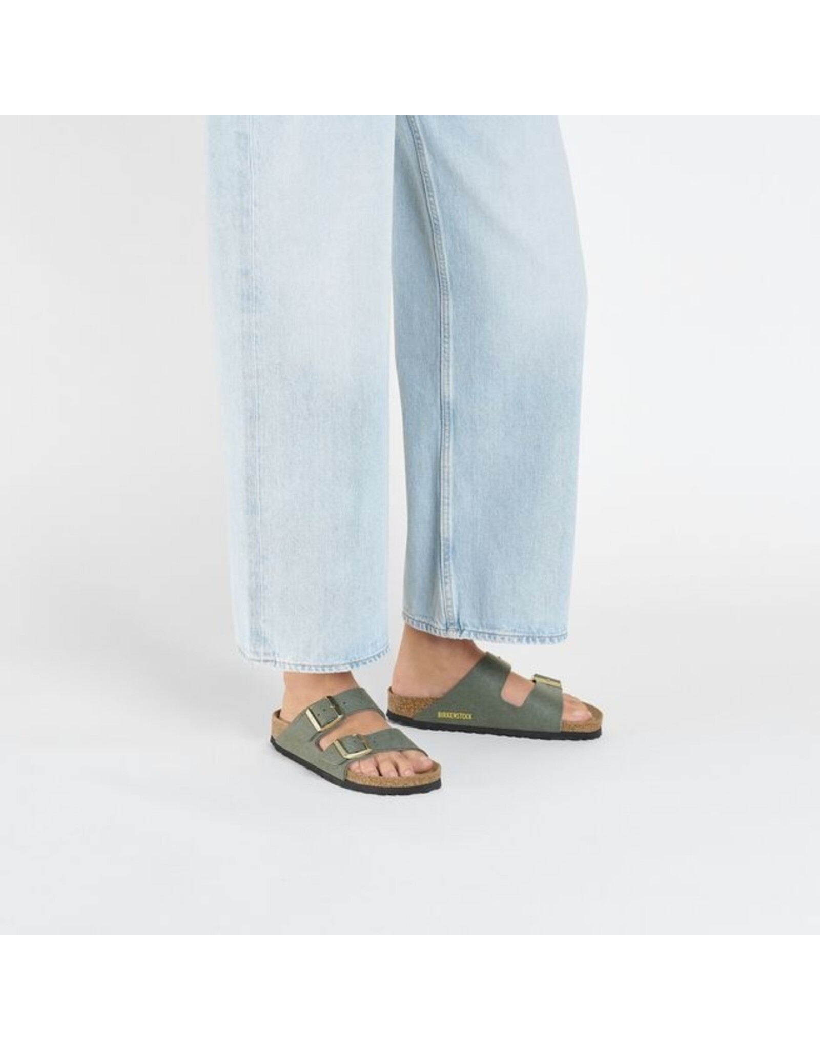 BIRKENSTOCK ARIZONA MF VEGAN DESSERT THYME SANDAL