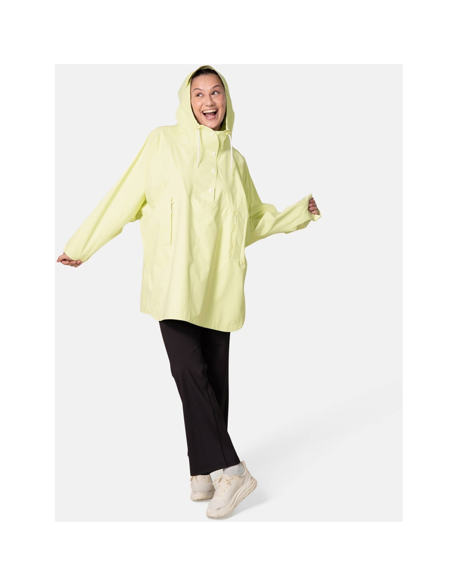KARI TRAA WOMEN THEA CAPE