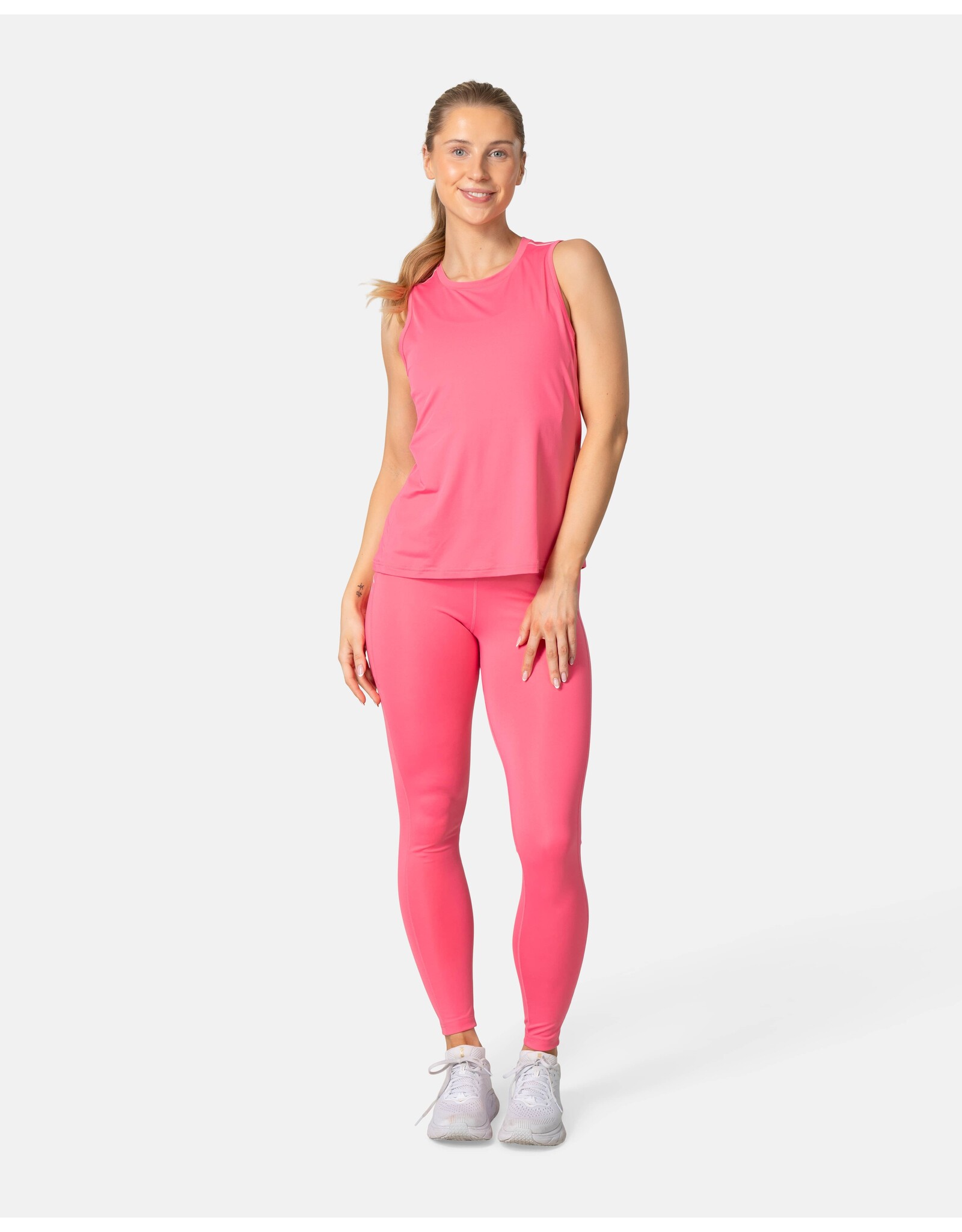 KARI TRAA WOMEN AVA TANKTOP